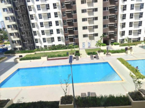 Tower 3 Unit 619 Pool View